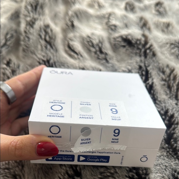 Oura Heritage 3 Silver Size 9 Fitness Ring - Picture 2 of 4